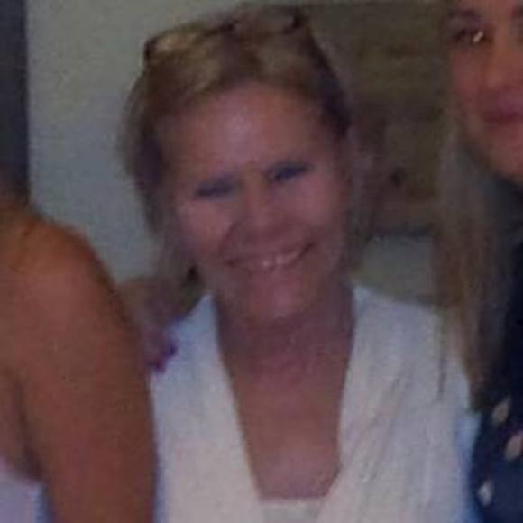 Meet your Posher, Robbi - Picture 1 of 1